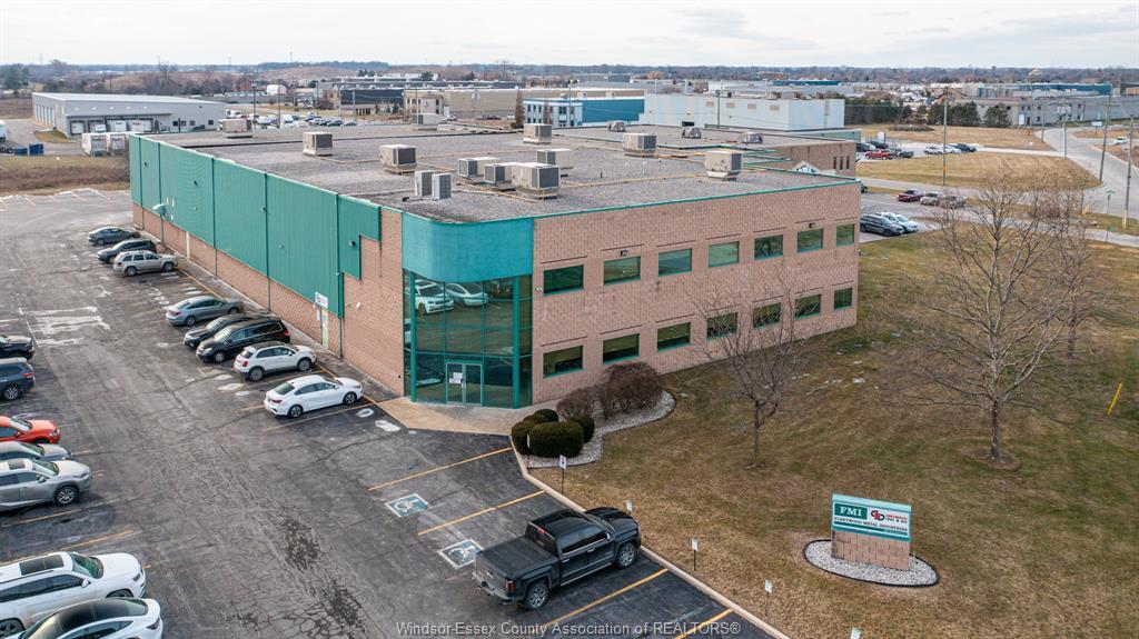 1885 Blackacre Dr, Tecumseh, ON à vendre Photo principale- Image 1 de 1