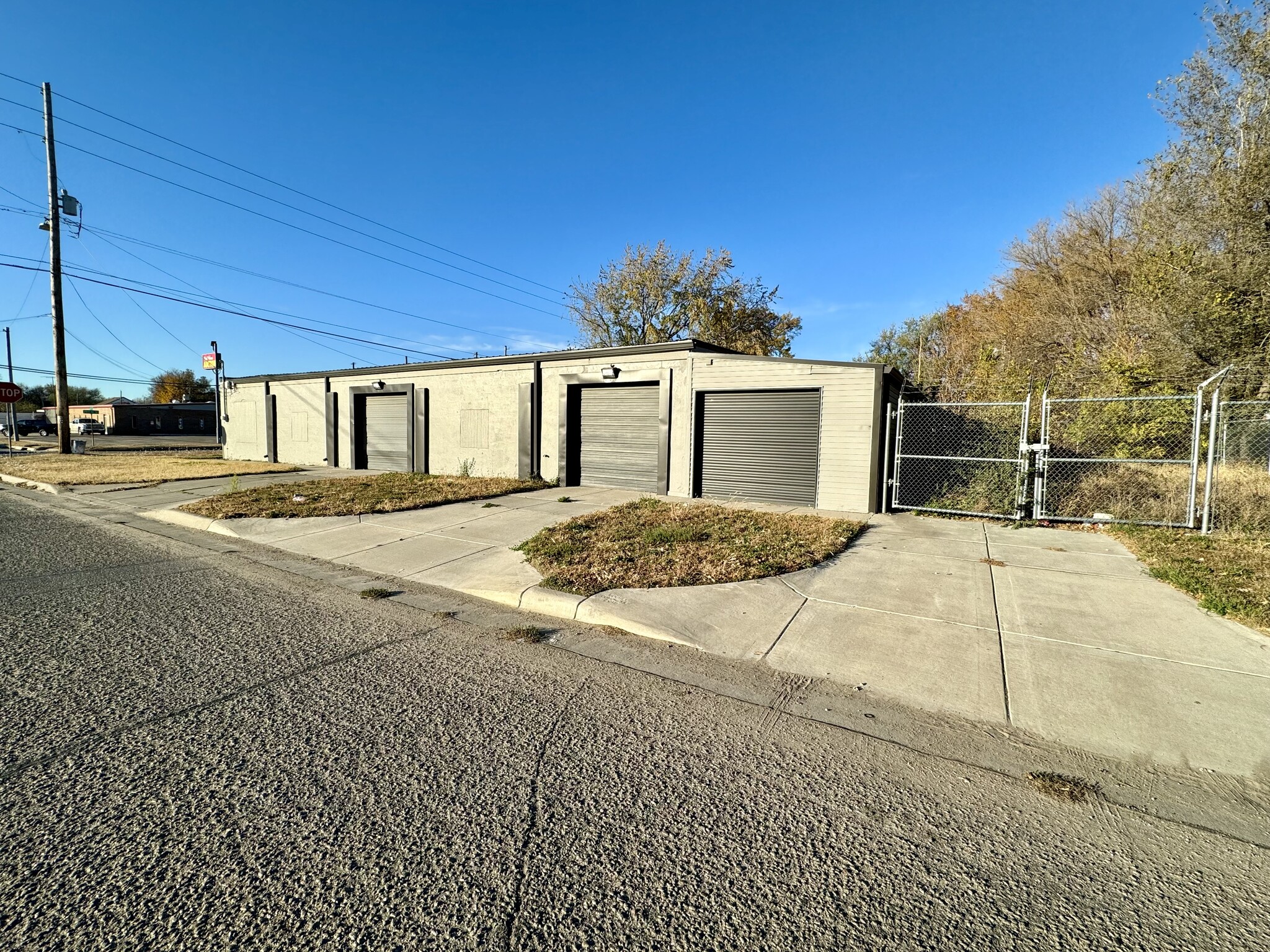 110 W 29th St N, Wichita, KS for lease Building Photo- Image 1 of 7