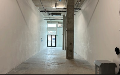 8439 Granville St, Vancouver, BC for sale Interior Photo- Image 1 of 6