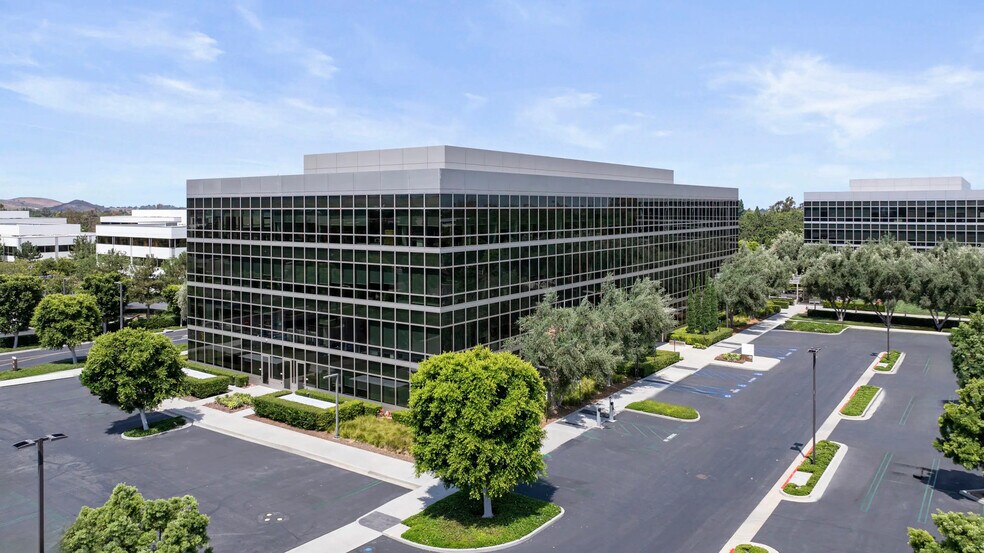 15545 Sand Canyon Ave, Irvine, CA à louer - Photo du bâtiment - Image 1 de 1