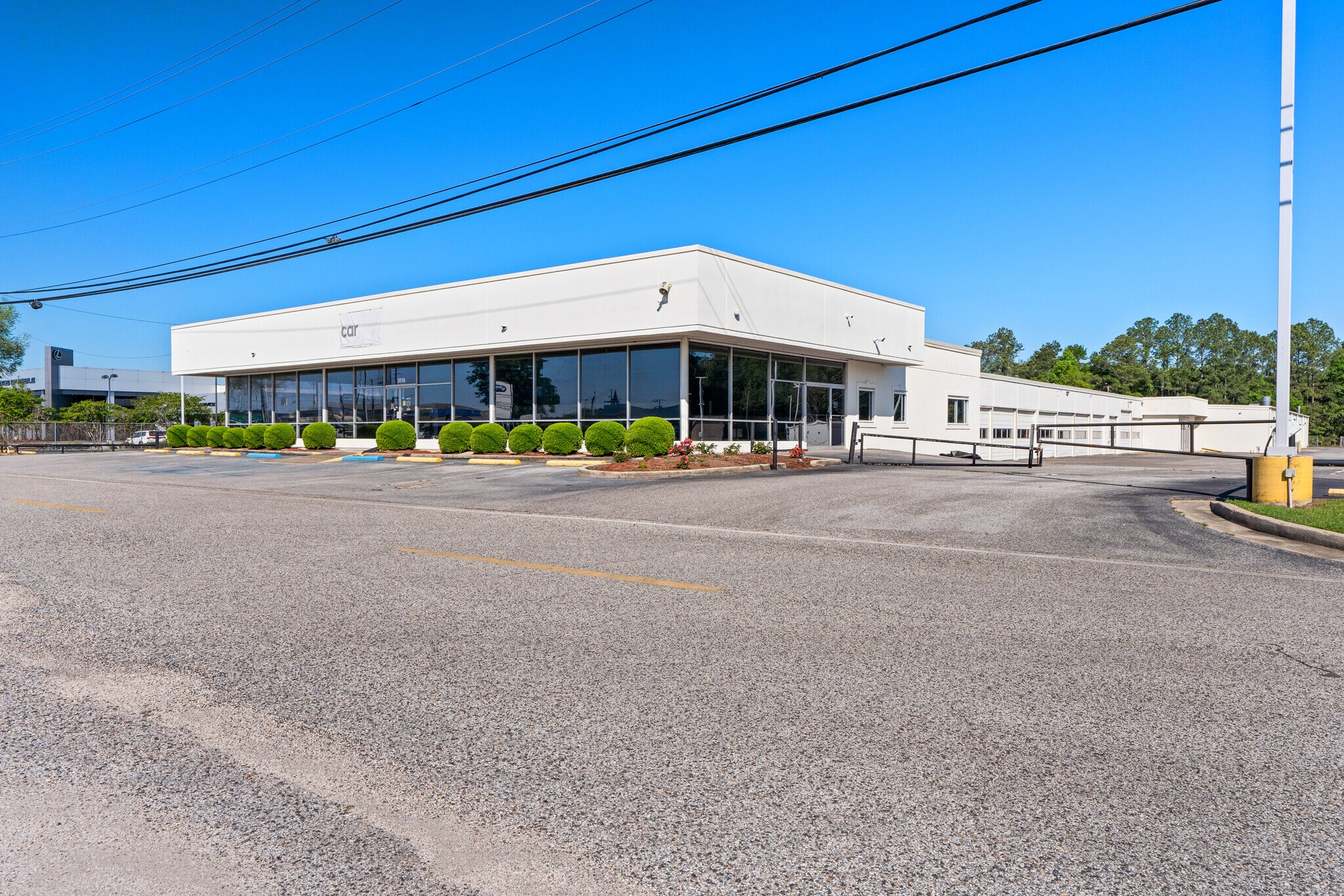 3016 Government Blvd, Mobile, AL à louer Photo du bâtiment- Image 1 de 4