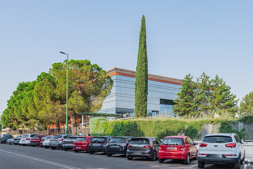 Bureau dans Alcobendas, Madrid à louer - Photo du bâtiment - Image 3 de 3