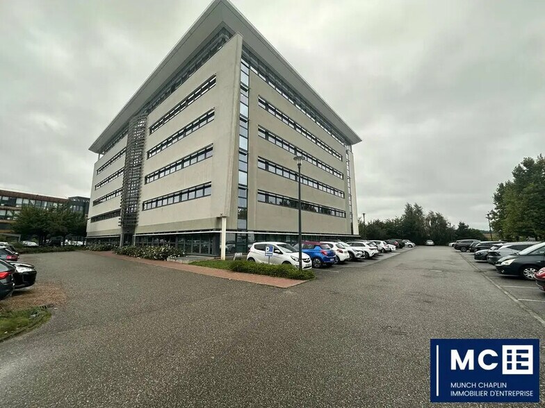 Bureau dans Schiltigheim à louer - Photo du bâtiment - Image 1 de 5