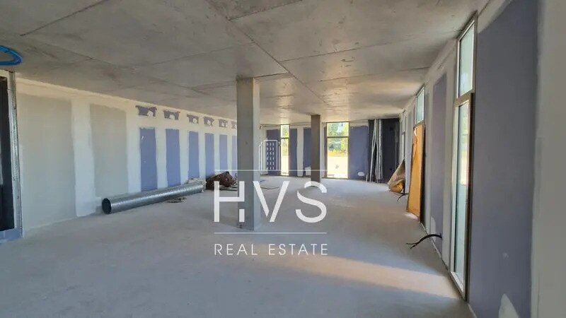 Bureau dans Aix-en-Provence à louer - Photo du bâtiment - Image 2 de 9