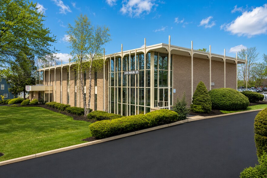340 Main St, Madison, NJ à louer - Photo du bâtiment - Image 1 de 4