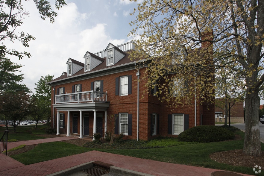 5050 Thoroughbred Ln, Brentwood, TN for lease - Building Photo - Image 2 of 4