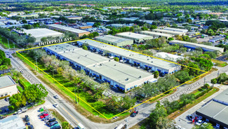 Plus de détails pour 4110 Enterprise Ave, Naples, FL - Industriel à louer