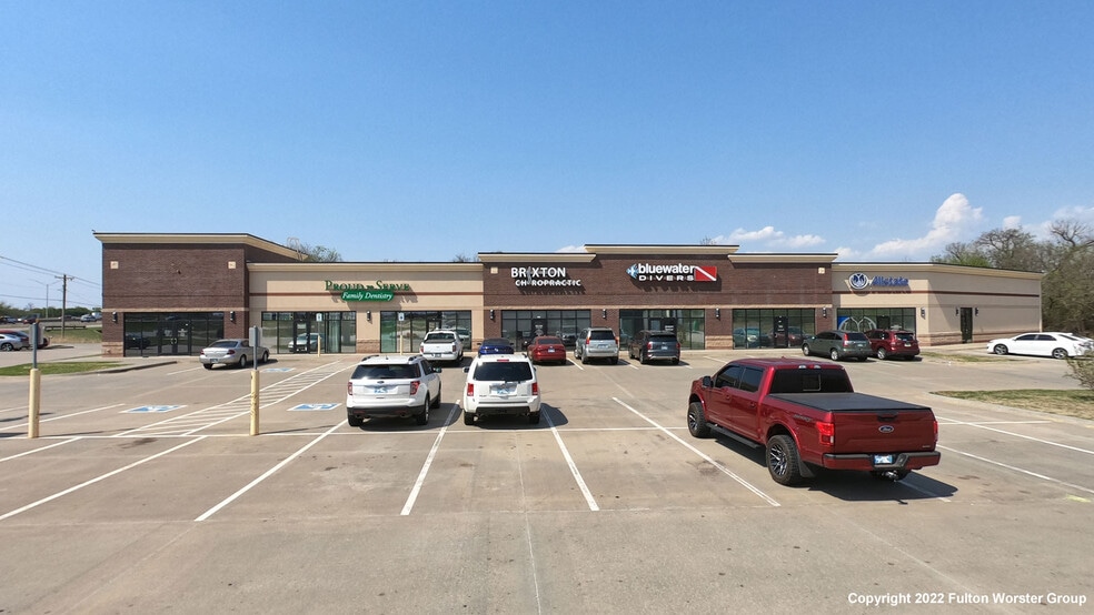 6401 N Interstate Dr, Norman, OK for lease - Building Photo - Image 1 of 3