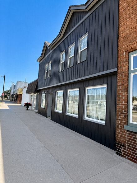 1625 Pine Grove Ave, Port Huron, MI for sale - Building Photo - Image 2 of 14