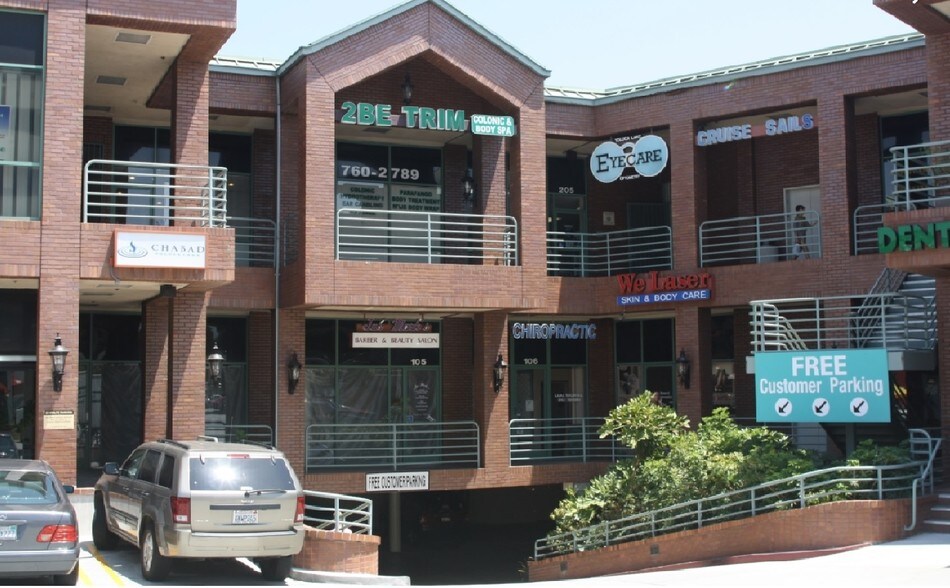 4444 Lankershim Blvd, North Hollywood, CA à louer - Photo du bâtiment - Image 2 de 3