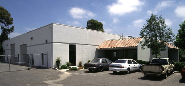 Plus de détails pour 2725 Seaboard Ln, Long Beach, CA - Industriel à louer