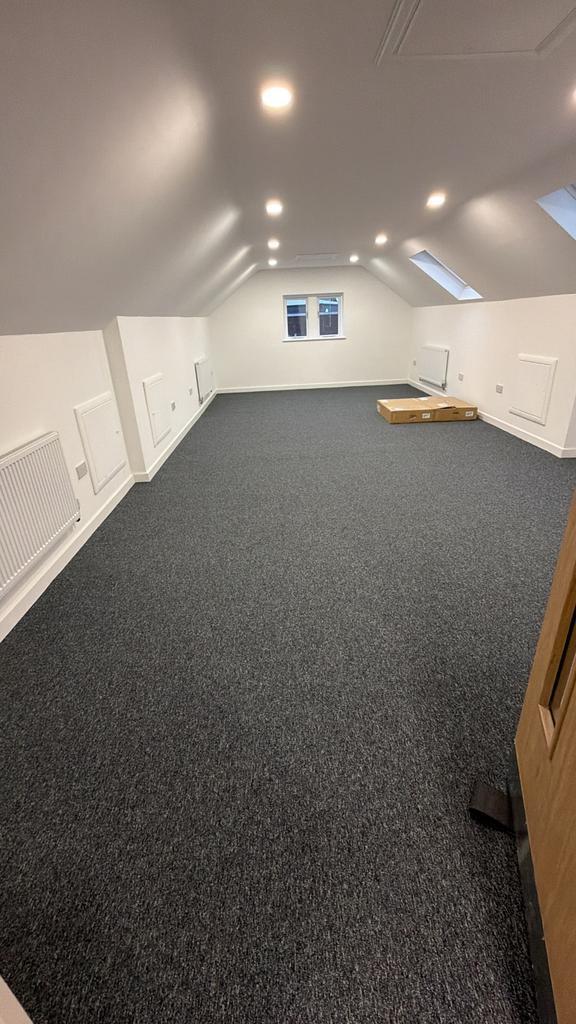 3 Catherine St, Hyde for lease Building Photo- Image 1 of 4