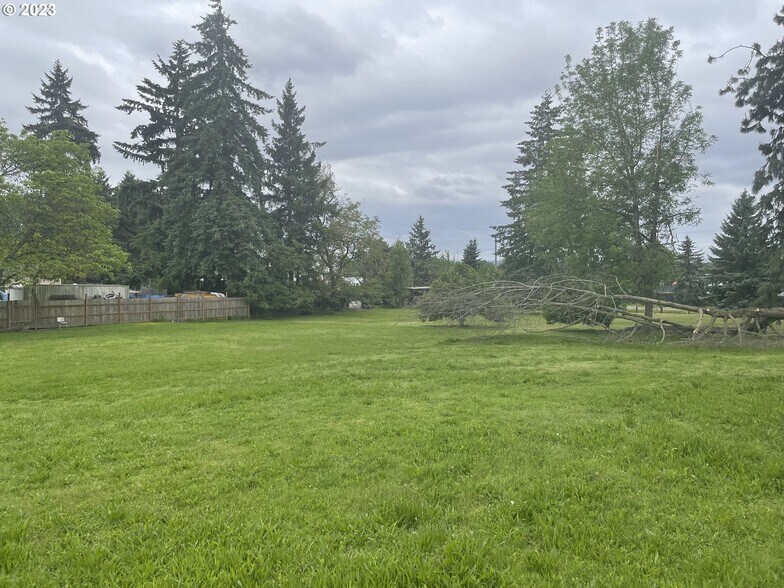 340 NE Marine Dr, Portland, OR à vendre - Autre - Image 2 de 13