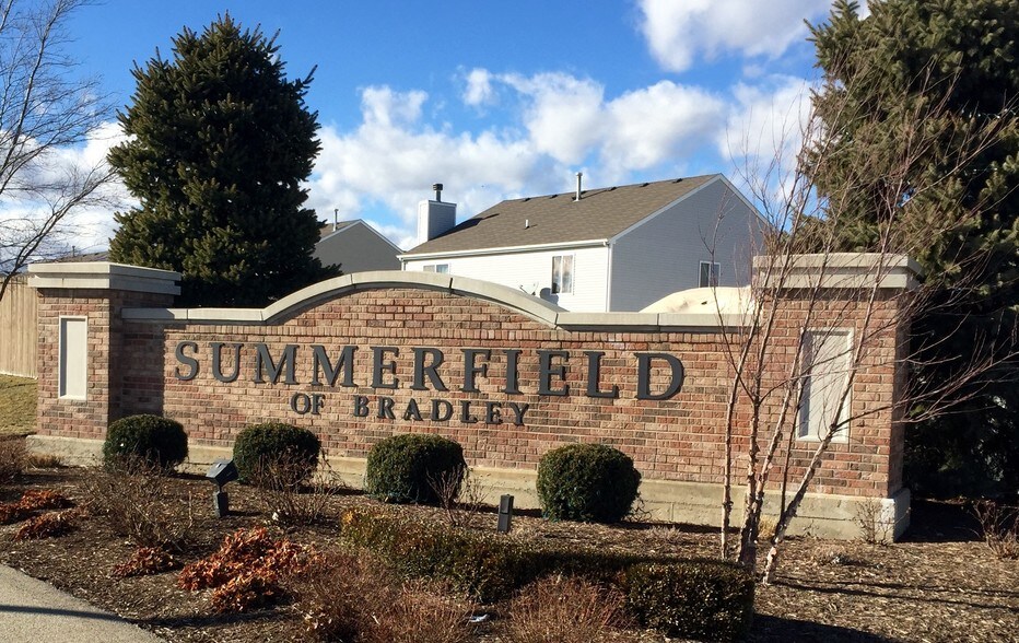 2800 E 4000 Rd N, Bradley, IL à vendre - Photo du bâtiment - Image 3 de 3