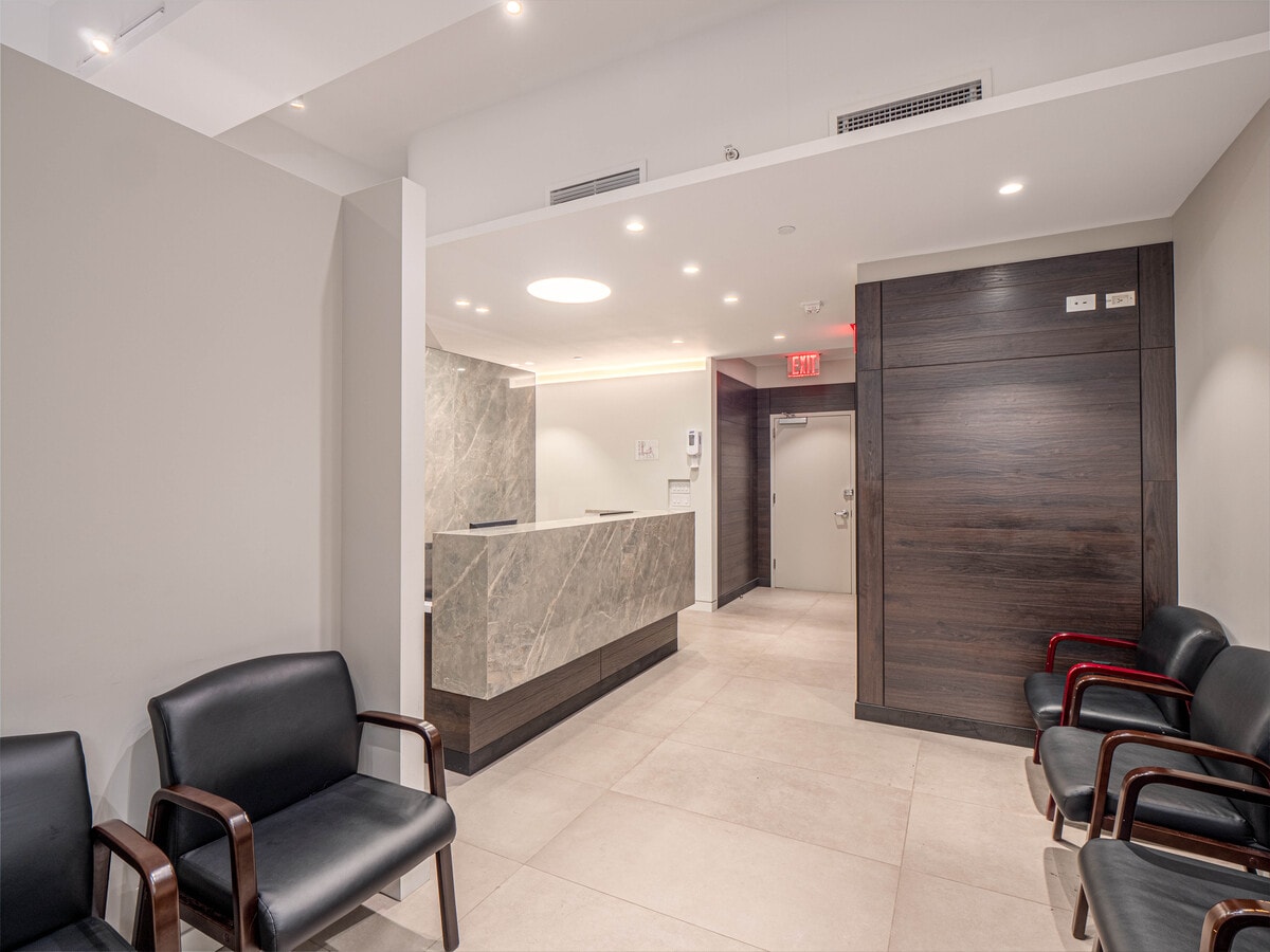 70 W 36th St, New York, NY 10018 - Unité 5C -  - Photo intérieure - Image 2 of 12