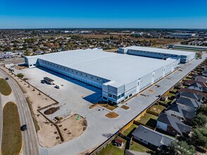 Richey Rd & Imperial Valley Blvd, Houston, TX à louer Photo intérieure- Image 1 de 1