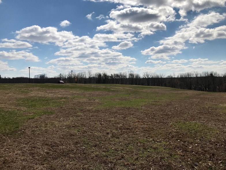 5150 Beech Pl, Temple Hills, MD for sale - Primary Photo - Image 1 of 11