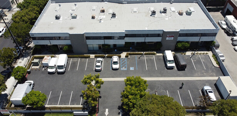 620 W 16th St, Long Beach, CA for lease - Building Photo - Image 1 of 32