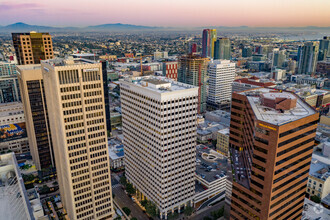 525 B St, San Diego, CA - Aérien  Vue de la carte