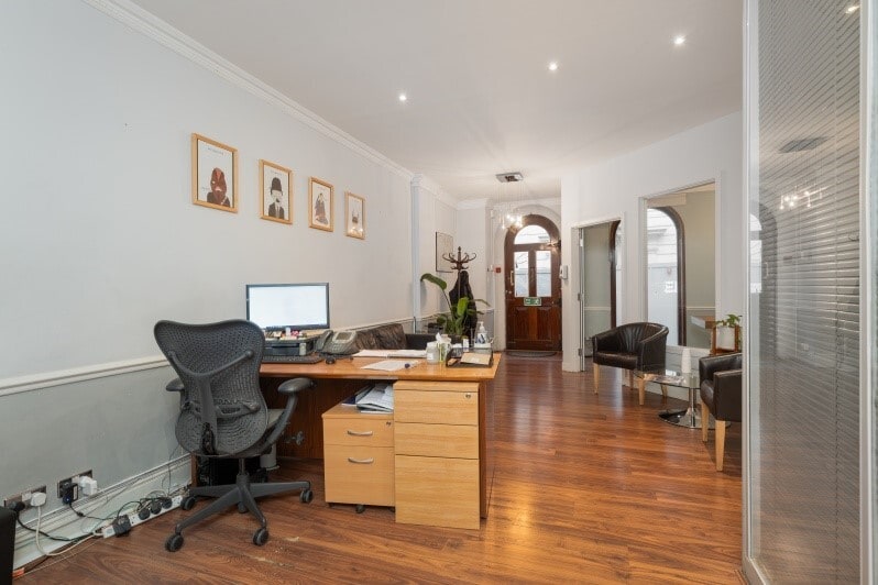 8 Dean St, London for sale - Lobby - Image 2 of 6