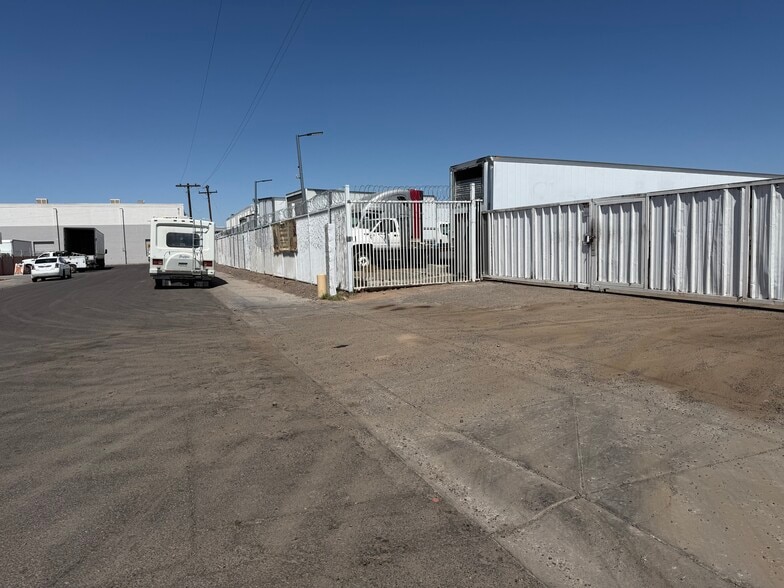 3224 W Yuma St, Phoenix, AZ for sale - Building Photo - Image 3 of 8