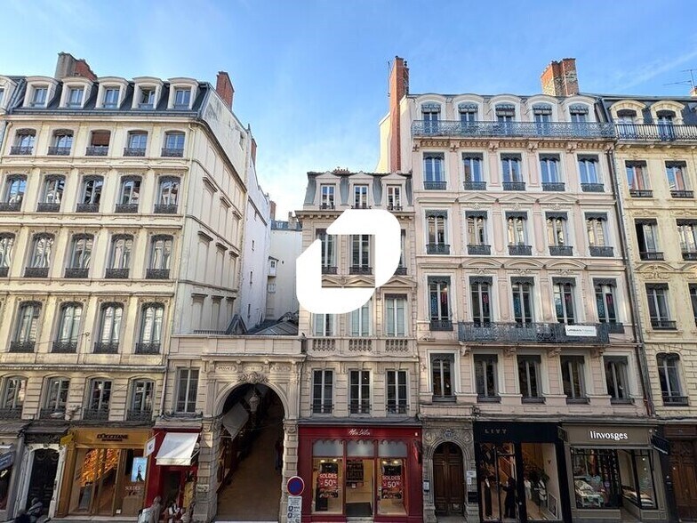 69 Rue Président Edouard Herriot, Lyon à louer - Photo du bâtiment - Image 2 de 7