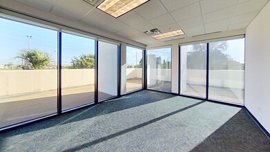 1800 Eller Dr, Fort Lauderdale, FL à louer Photo intérieure- Image 1 de 9