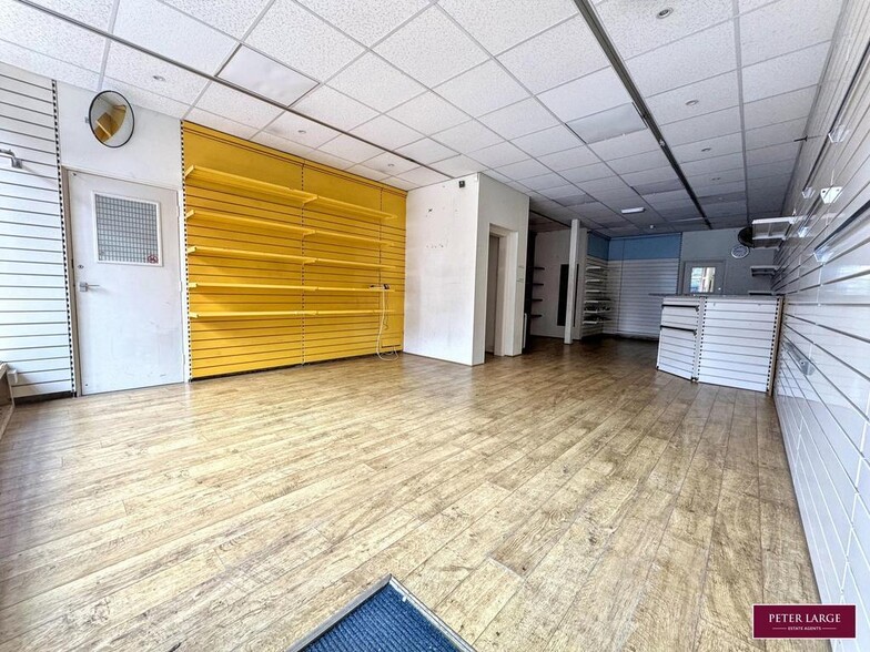 143 High St, Prestatyn à vendre - Photo du bâtiment - Image 2 de 9