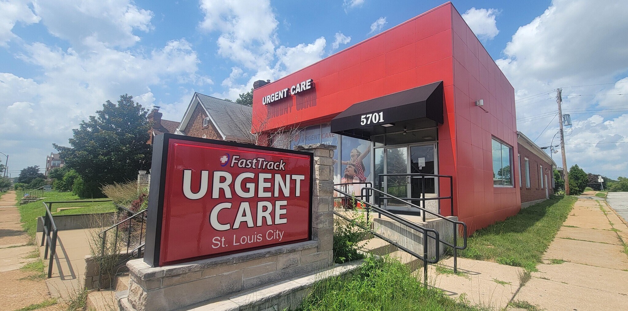 5701 Chippewa St, Saint Louis, MO for lease Building Photo- Image 1 of 9