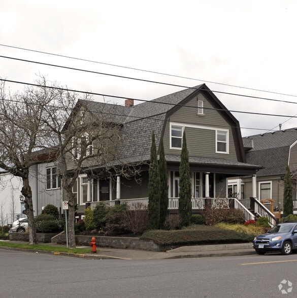 2107 NW 23rd Ave, Portland, OR for sale - Building Photo - Image 1 of 10