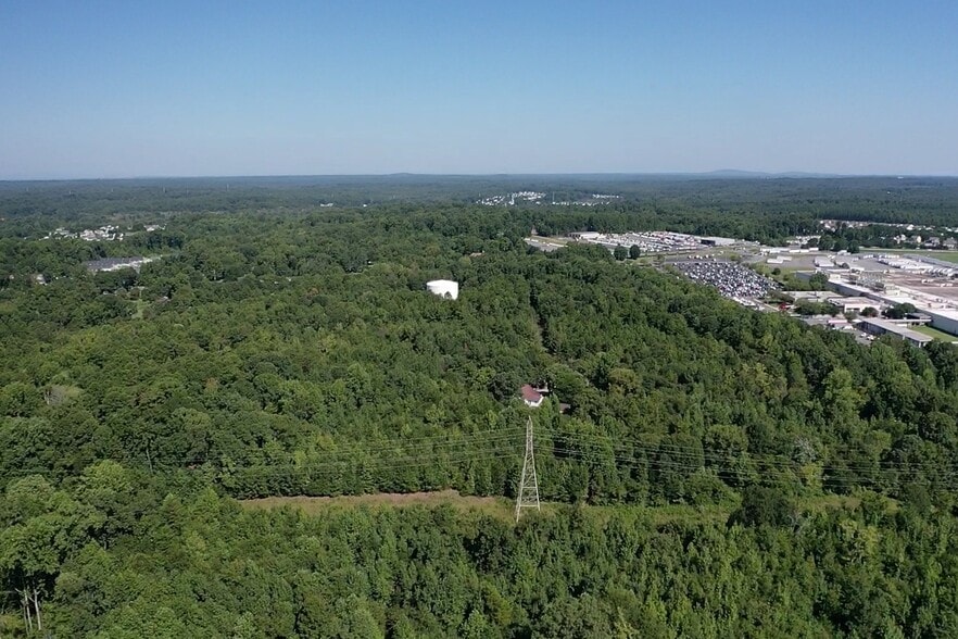 1714 N Main St, Mount Holly, NC for sale - Building Photo - Image 2 of 5