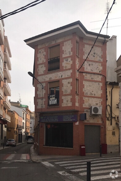 Avenida Miguel de Cervantes, 17, Tarancón, Cuenca for sale - Building Photo - Image 2 of 2