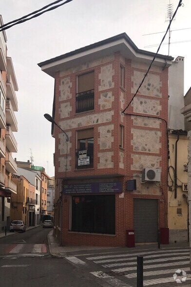 Avenida Miguel de Cervantes, 17, Tarancón, Cuenca à vendre - Photo du bâtiment - Image 2 de 2