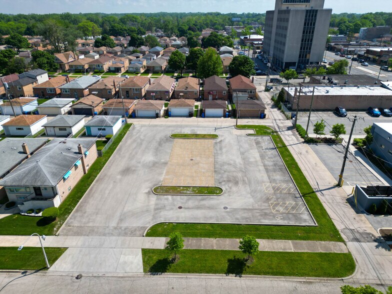 2331-2341 W 79th Pl, Chicago, IL à vendre - Photo du bâtiment - Image 2 de 5