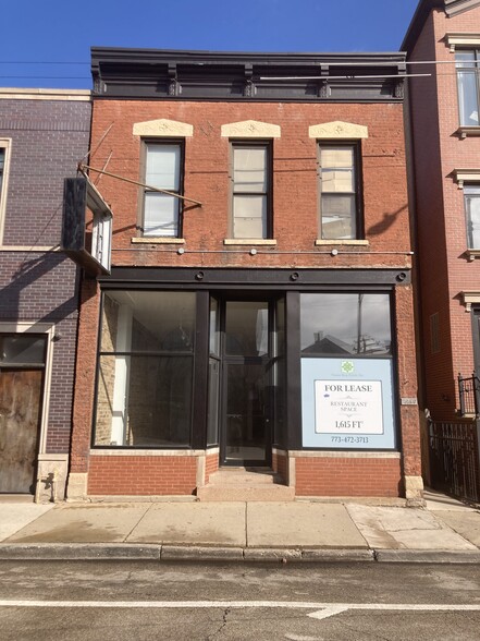 2239 N Clybourn Ave, Chicago, IL for lease - Building Photo - Image 1 of 3