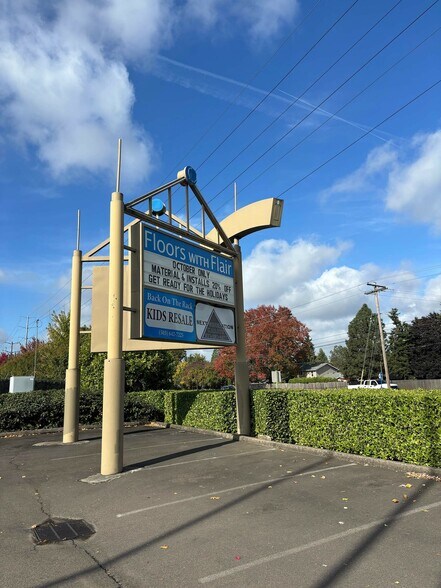 2820 SE 58th Ct, Hillsboro, OR for lease - Building Photo - Image 2 of 2