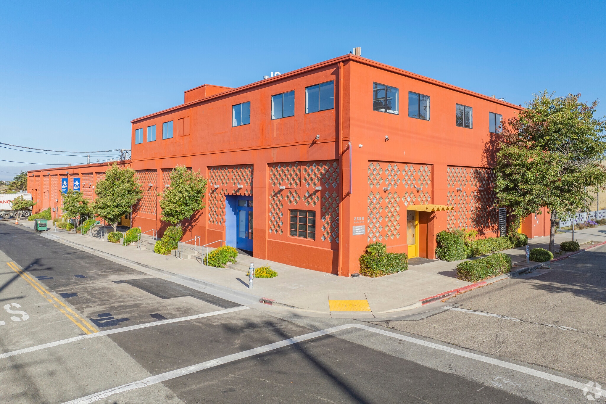 2390 4th St, Berkeley, CA for lease Building Photo- Image 1 of 20