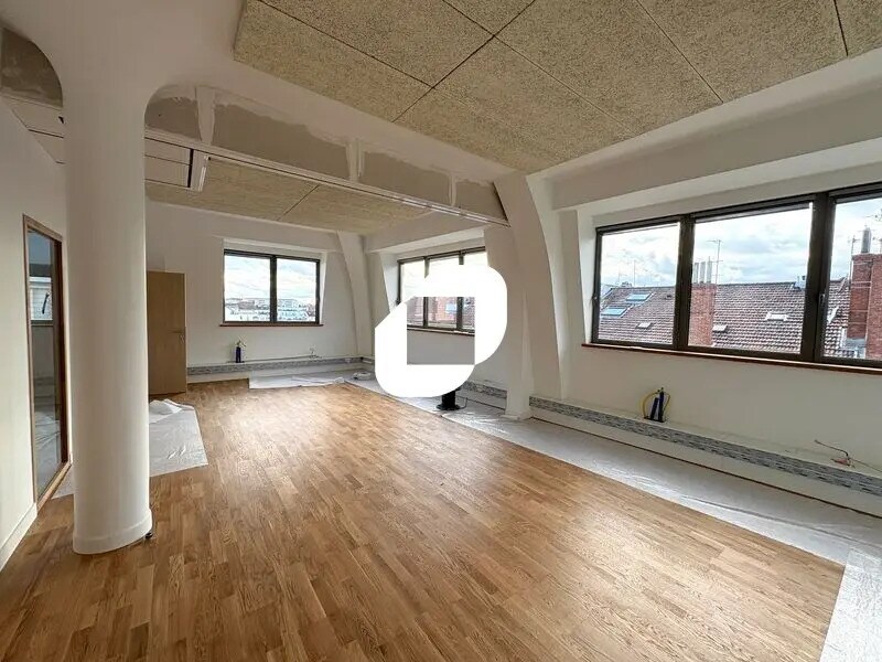 Rue Du Docteur Pierre-Fleury Papillon, Villeurbanne for lease Interior Photo- Image 1 of 11