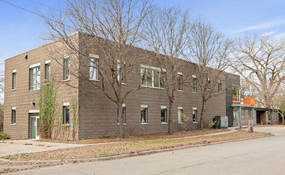 1501 Xerxes Ave N, Minneapolis, MN for sale - Building Photo - Image 3 of 3