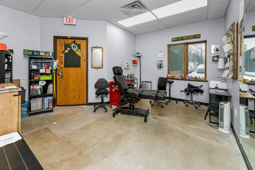 1320 1st Ave N, Fargo, ND à louer - Photo du bâtiment - Image 3 de 7