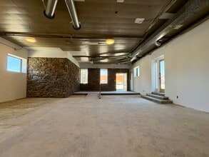255-257 Short Coxe Ave, Asheville, NC for lease Interior Photo- Image 2 of 4