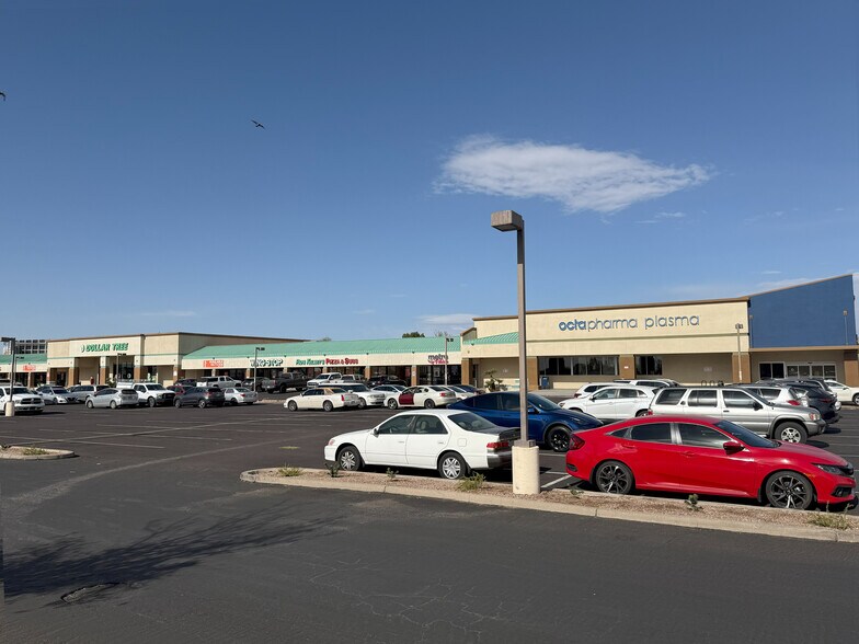 9124 E Apache Trl, Mesa, AZ à louer - Photo du bâtiment - Image 2 de 4