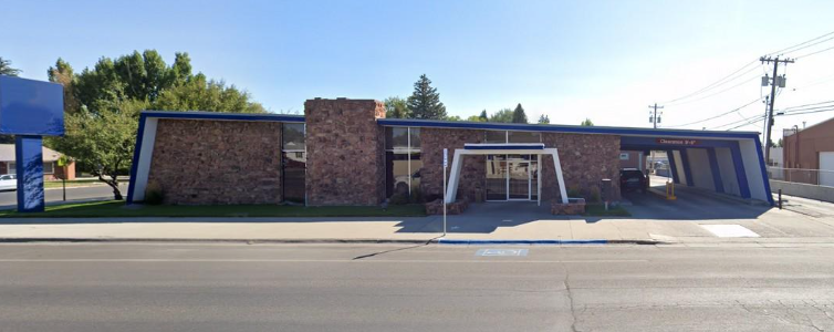 215 N Broadway Ave, Riverton, WY for sale - Building Photo - Image 1 of 2