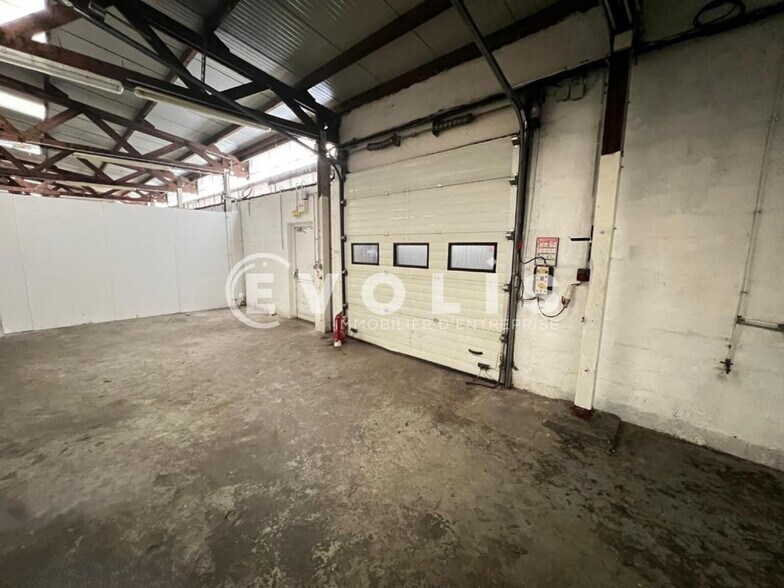 Flex in Wissous for lease - Interior Photo - Image 2 of 7