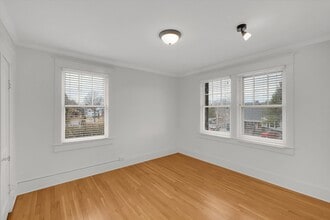 3208 College Dr, Louisville, KY for lease Interior Photo- Image 1 of 6