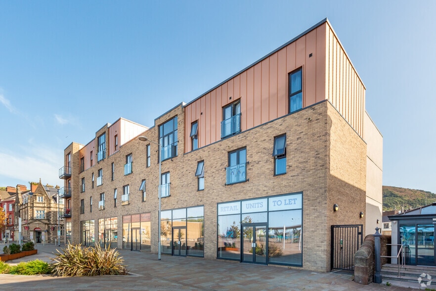 Station Rd, Port Talbot à louer - Photo du bâtiment - Image 3 de 5