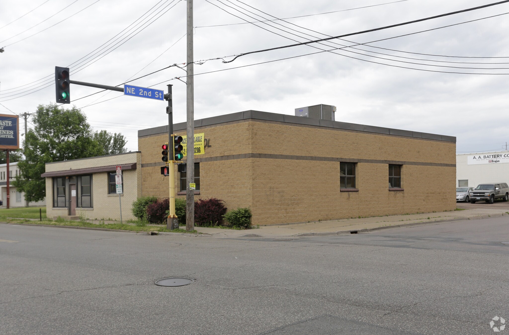 125 Lowry Ave NE, Minneapolis, MN for sale Primary Photo- Image 1 of 1