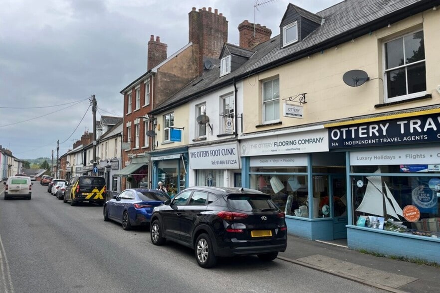 14-14a Mill St, Ottery St Mary for lease - Building Photo - Image 3 of 5