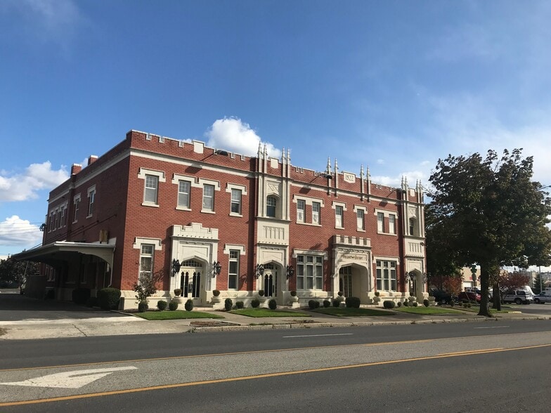 1306 N Monroe St, Spokane, WA for sale - Building Photo - Image 2 of 8