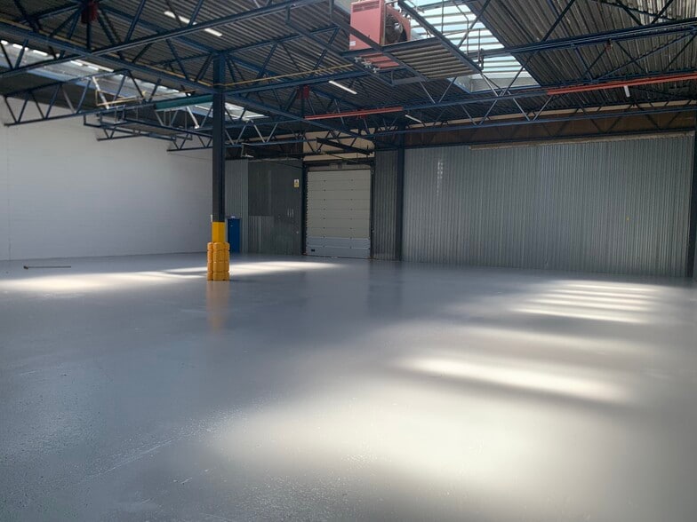 29 Blundells Rd, Milton Keynes for lease - Building Photo - Image 2 of 11